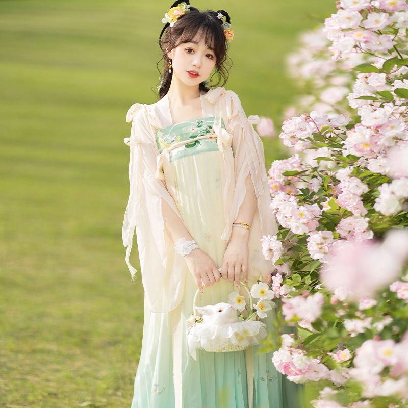 齐腰汉服上襦怎么穿