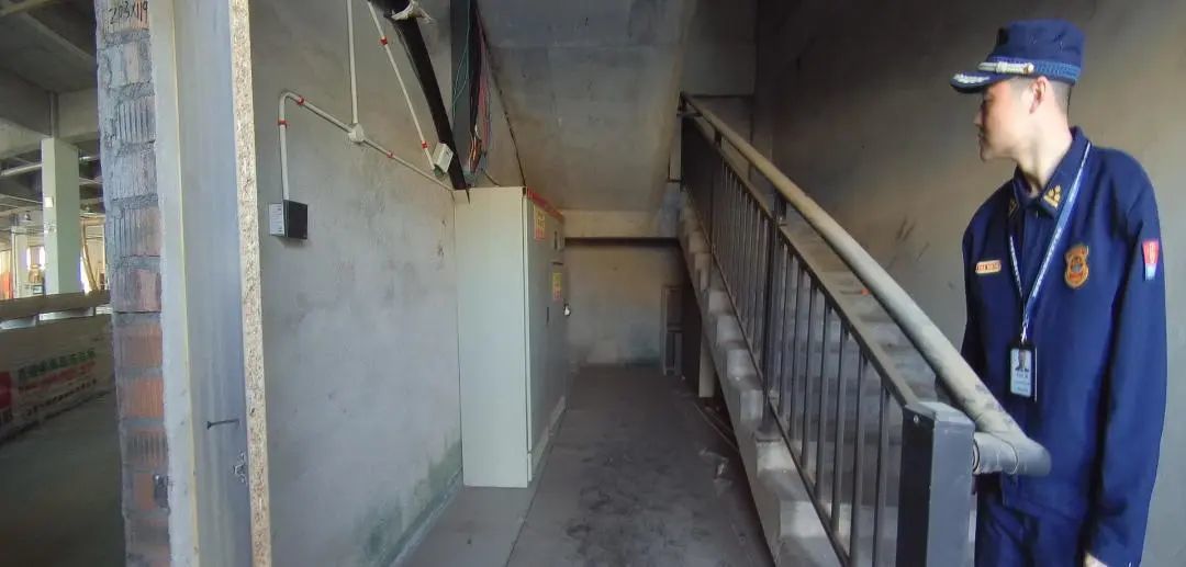 什么叫封闭楼梯间