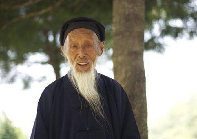 张顺的性格特点