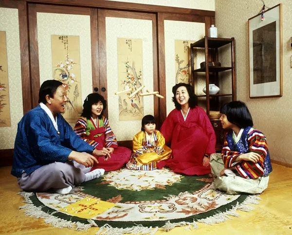日本和韩国人过春节吗