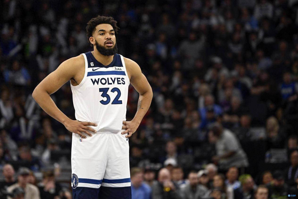 NBA史上第一大前锋是谁