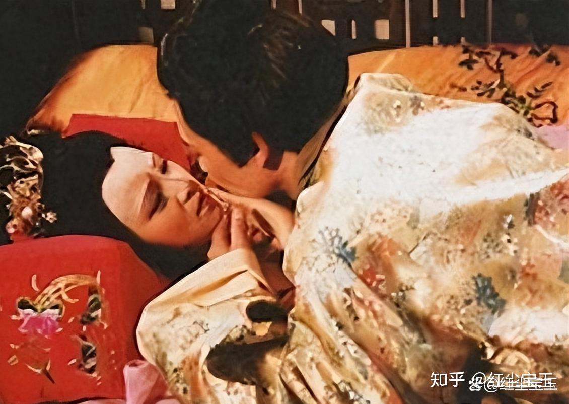 秦可卿和贾珍在天香楼是第几集